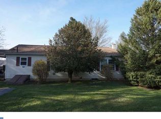 10 S Forty Ln, E Fallowfield, PA 19320