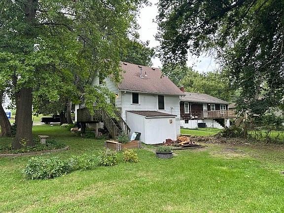 5th image of 8100 Oak St