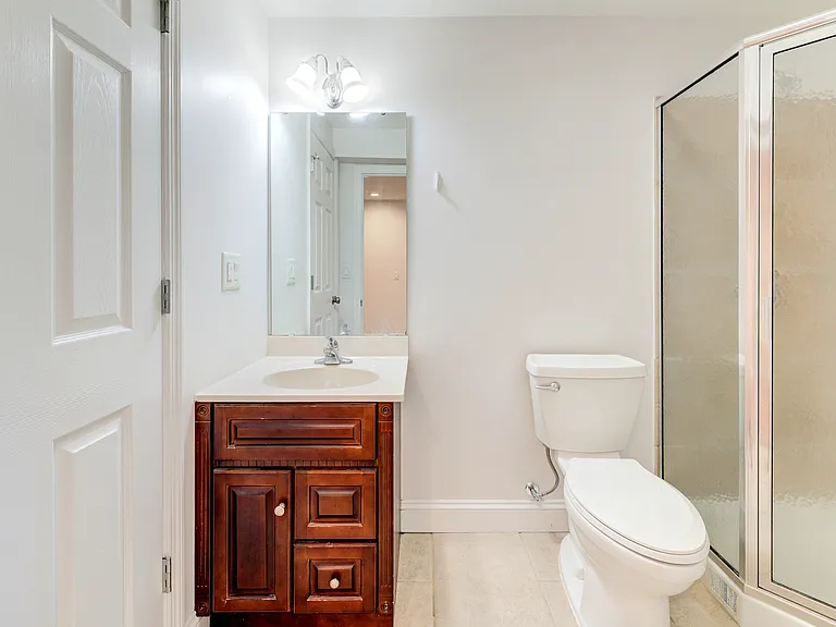 1033 Yale Ave — Photo 24