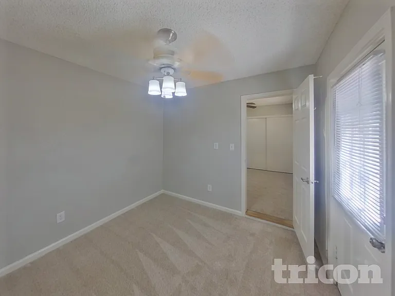 1947 Guinn Dr — Photo 21