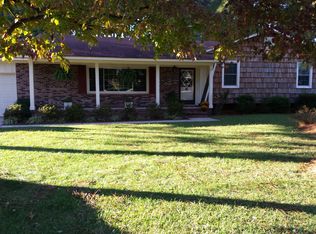 3608 Crampton Rd, Hope Mills, NC 28348