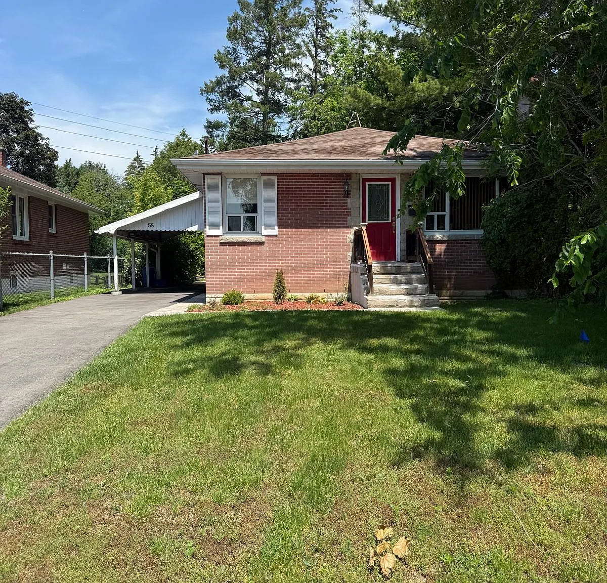 3 bed, $2,350 — Photo 1