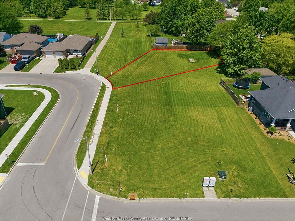 1st image of 199 Brien Ave W