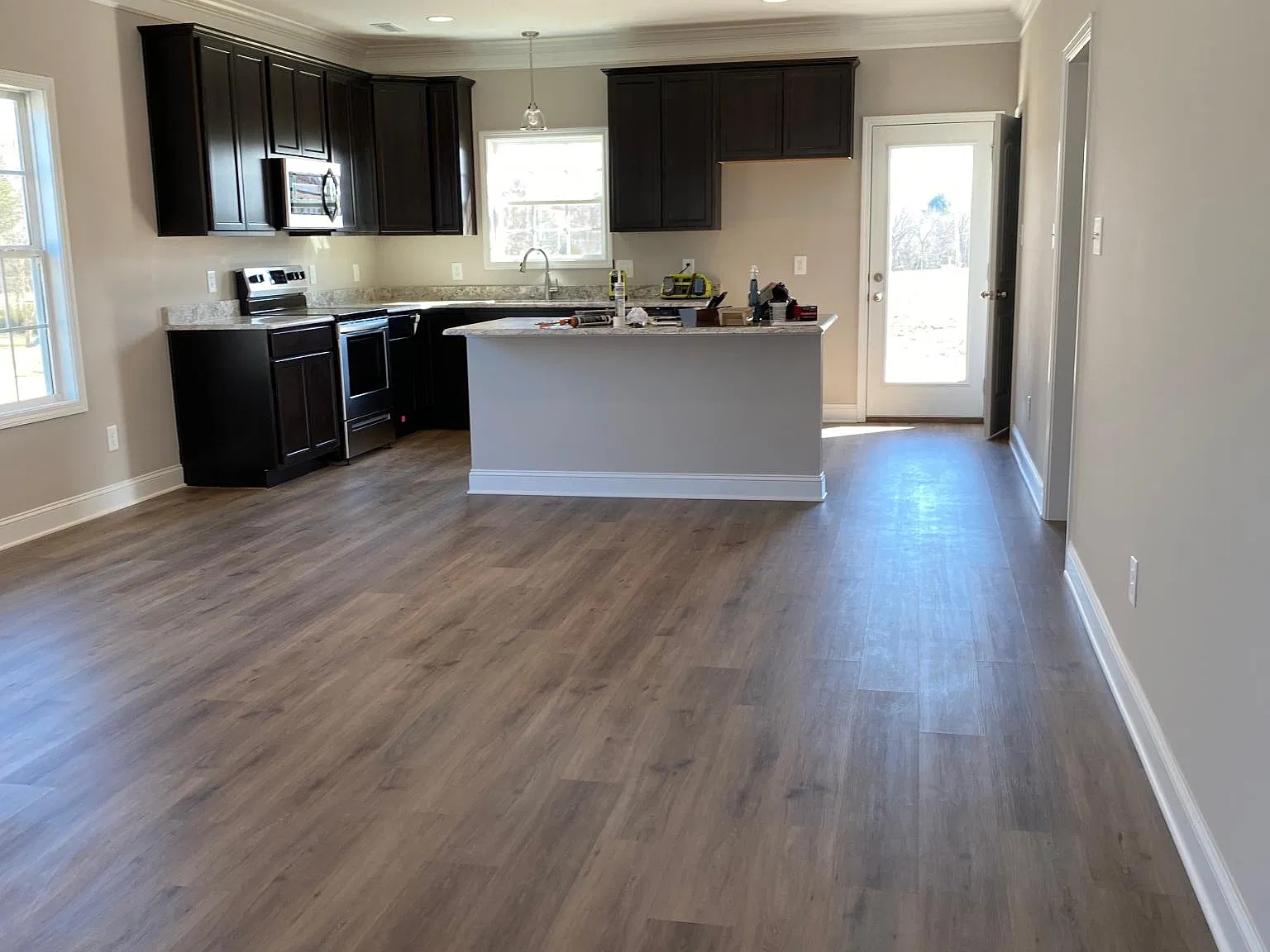 1246 Solstice Dr — Photo 2