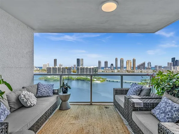 3201 NE 183rd St APT 2102, Aventura, FL 33160