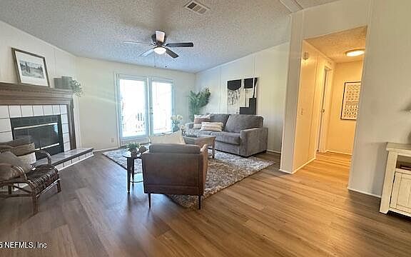 2nd image of 2160 GLEN GARDNER Drive