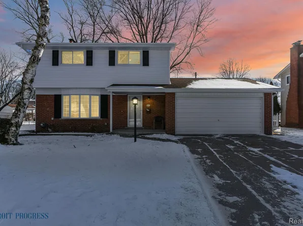 40622 Windy Cv, Sterling Heights, MI 48313