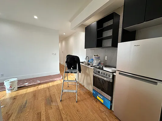 Rented by Yup Realty LLC | media 14