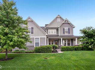 14877 Edgebrook Dr, Fishers, IN 46040