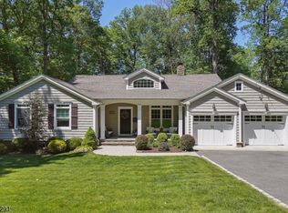 61 Webster Dr, Berkeley Heights, NJ 07922