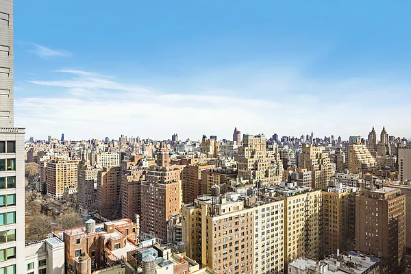 Rented by Nest Seekers International | media 38