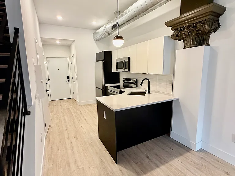 1629-37 S 28th St #28 — Photo 8
