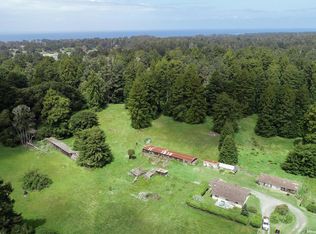 21600 Hellman Ln, Fort Bragg, CA 95437