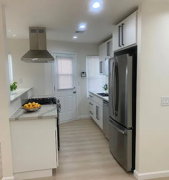 1258 N Detroit St #1258 — Photo 5
