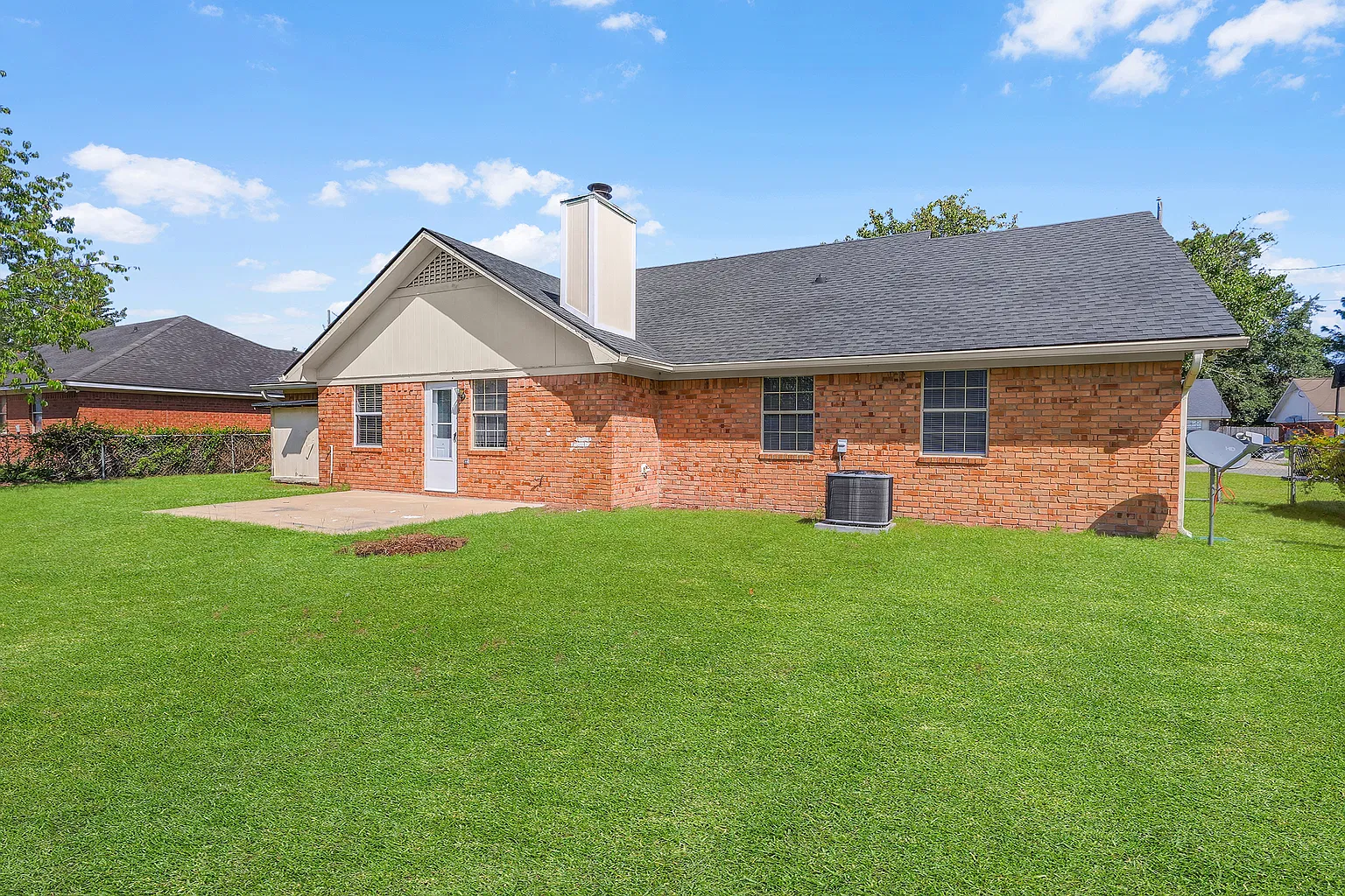 951 Wedgewood Way — photo 30
