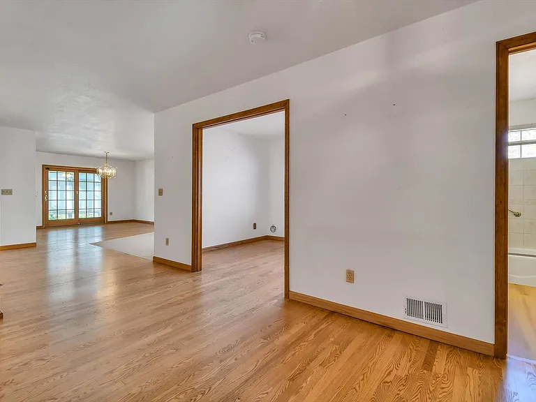 4834 W 93rd Ave — Photo 7
