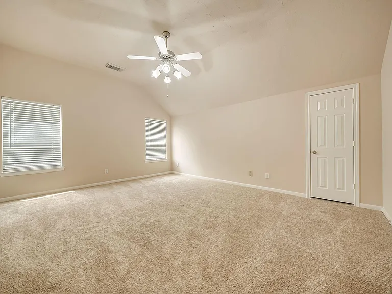 18106 Linden Forest Ln — Photo 23