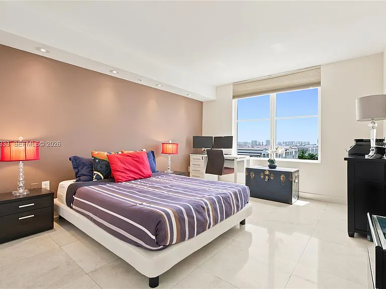 1900 Sunset Harbour Dr #803 — Photo 13