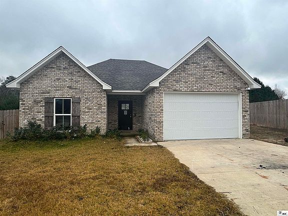 2nd image of 319 Yellow Pine Dr