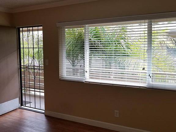 5th image of 3955 7th Ave APT 2