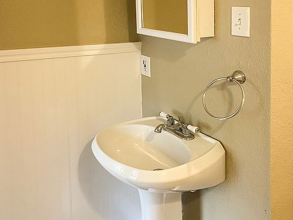 4th image of 4601 Byers Ave