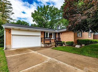 5807 Twin Pine Ln, Dayton, OH 45449