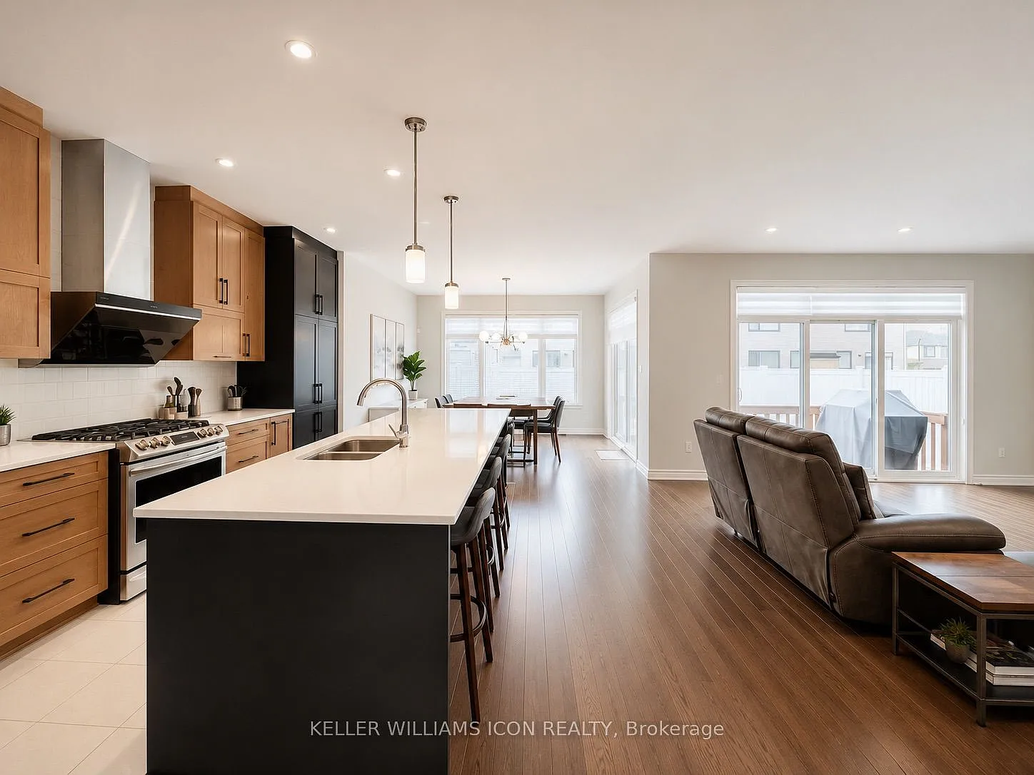 3 bed, $3,700 — Photo 4