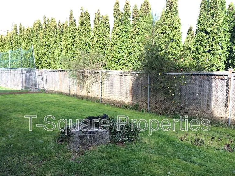 9719 Holly Dr #107 — Photo 6