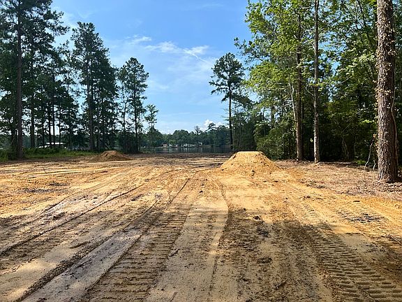 2nd image of 39 Waters Edge Ln W
