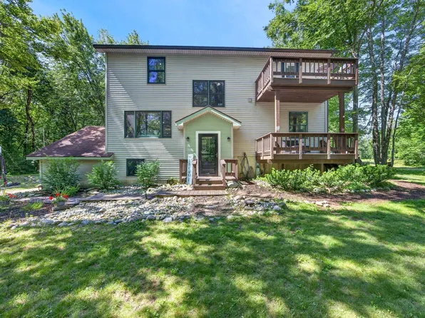 5358 S 49th Rd, Cadillac, MI 49601