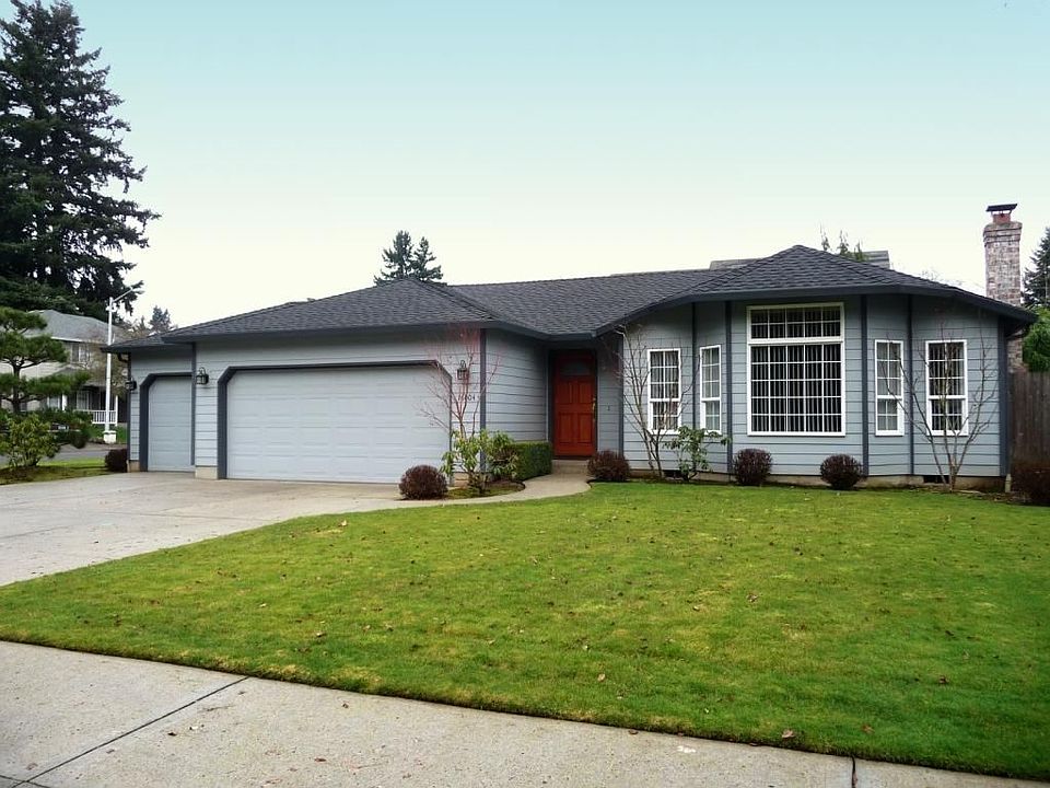 1st image of 16004 NE 37th St