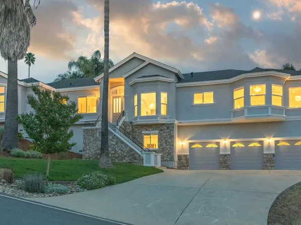 15855 Jackson Oaks Dr, Morgan Hill, CA 95037