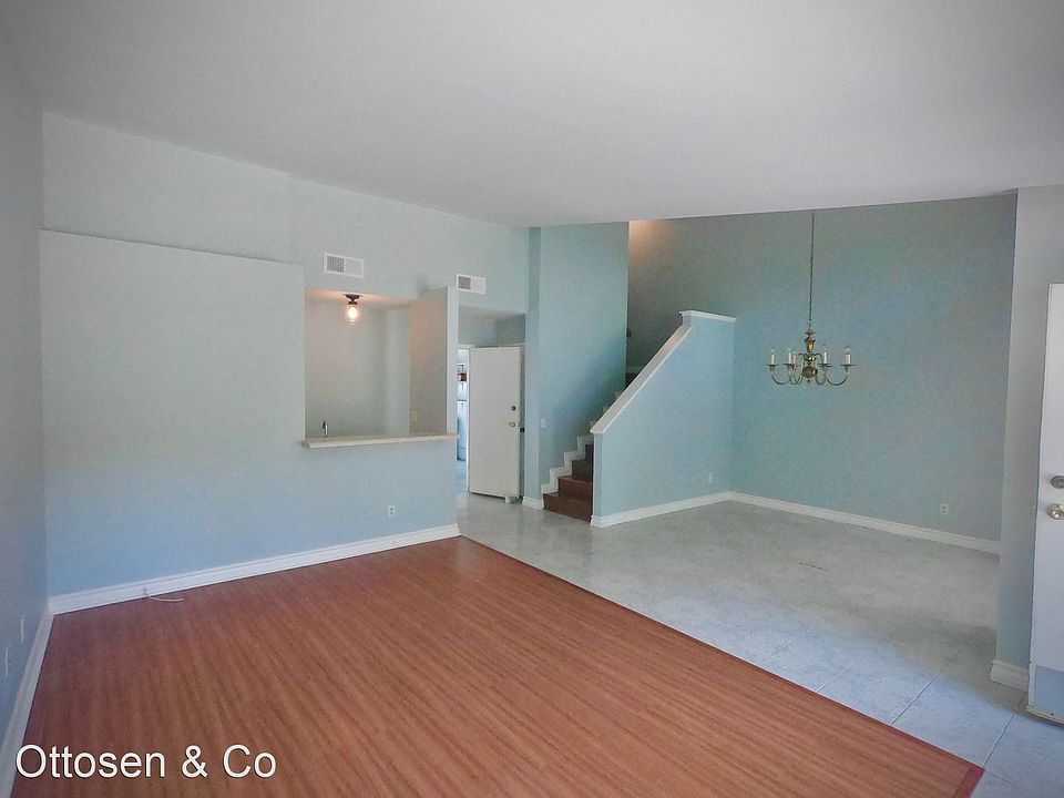 1st image of 900 W Sierra Madre Ave APT 116