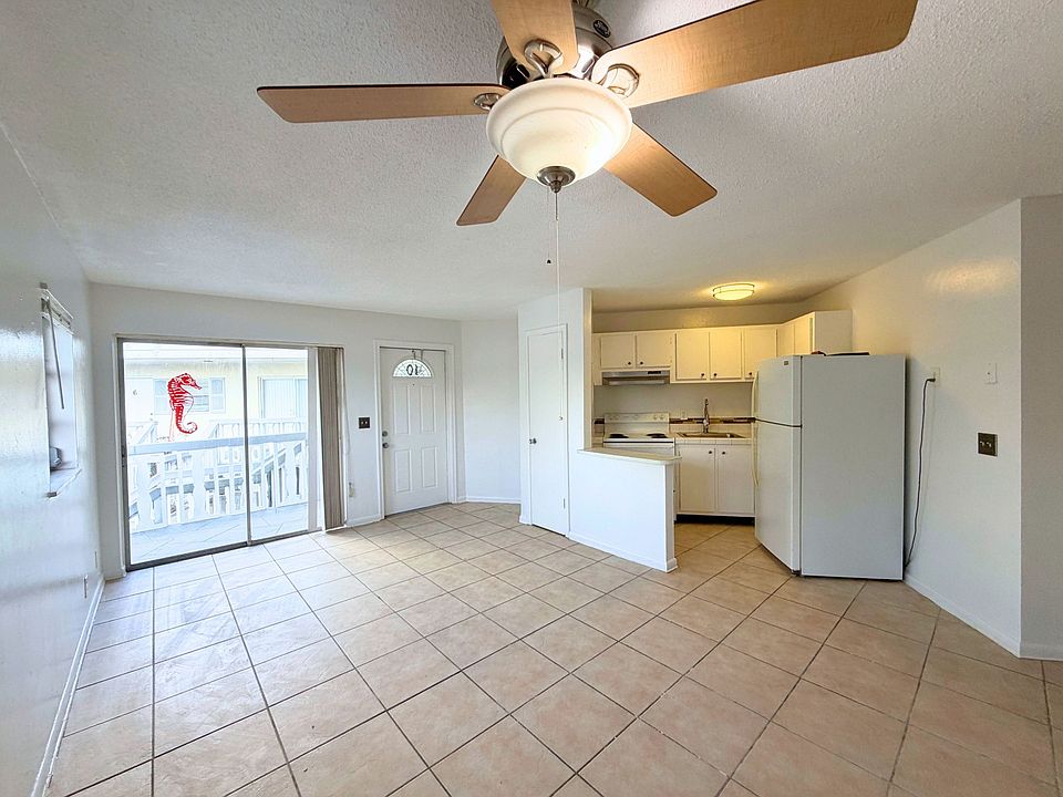 1st image of 519 W Kalmia Dr #10
