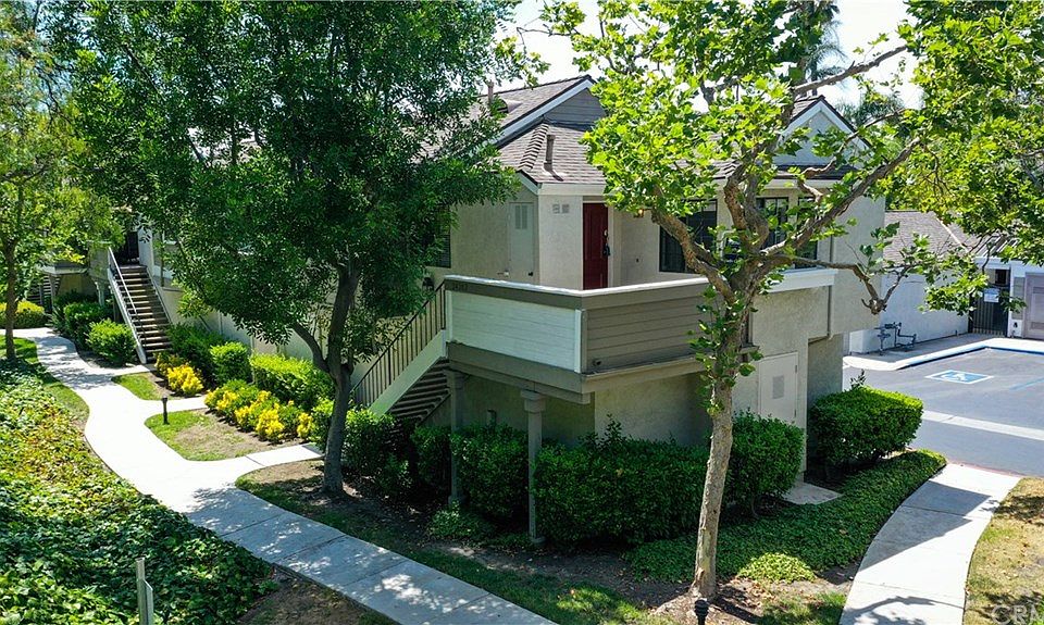 1st image of 24282 Avenida De Las Flores #92