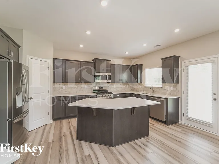 6351 Trinity Crossing Cir — Photo 6
