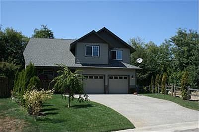1st image of 395 Scotland Ct