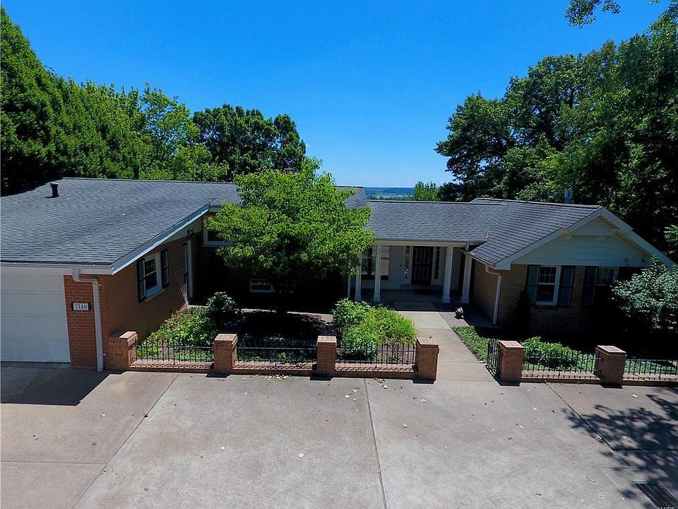 1st image of 7140 Christopher Dr
