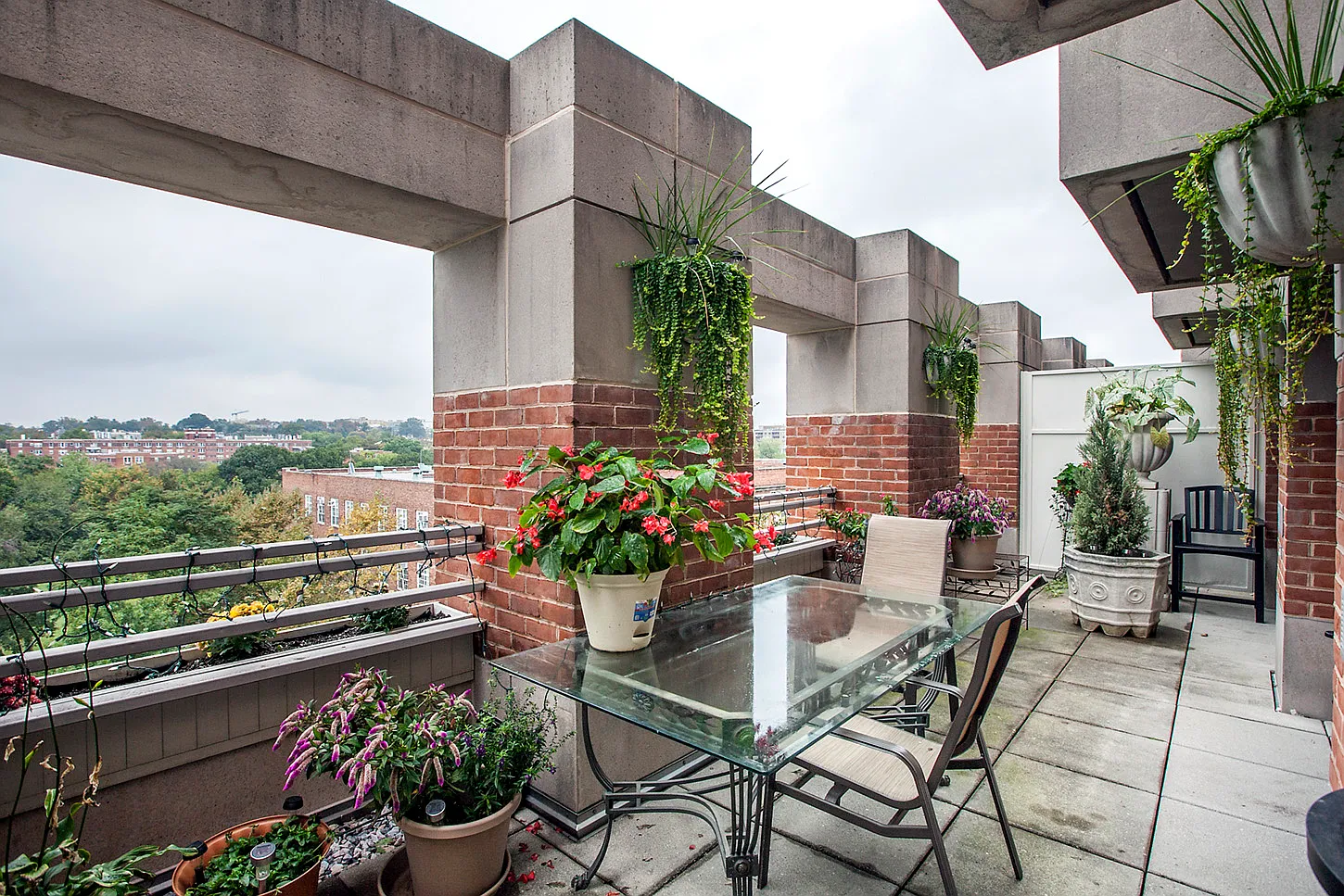 1275 25th St NW APT 601 photo 1