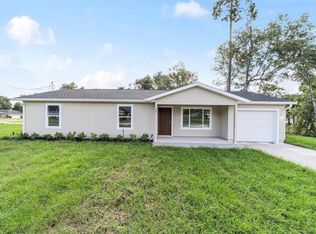 691 NE 130th Ct, Silver Springs, FL 34488