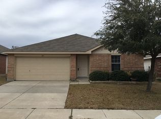 860 Poncho Ln, Haslet, TX 76052