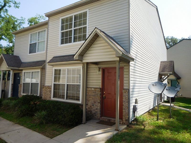 1st image of 2788 Tess Cir