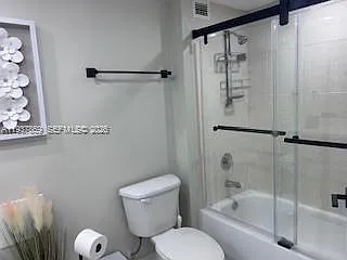 2301 Collins Ave #1026 — Photo 20