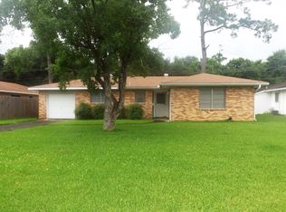 5420 Bettes Ln, Beaumont, TX 77708