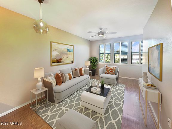 2nd image of 2316 E HIDALGO Avenue
