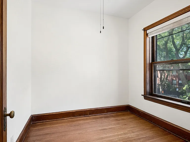 1263 W Foster Ave #2 — Photo 18