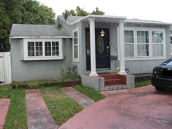 Charming 2/1 Duplex unit for rent with ALL COSTS INCLUDED fo