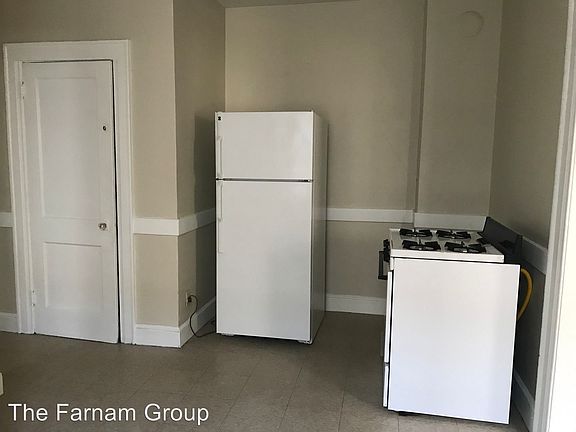 5th image of 106 Anthony St #2L