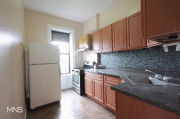 Rented by MNS | media 27