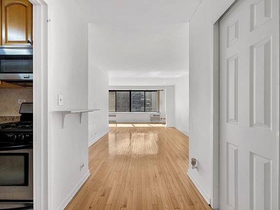 5th image of 382 Central Park W APT 9S